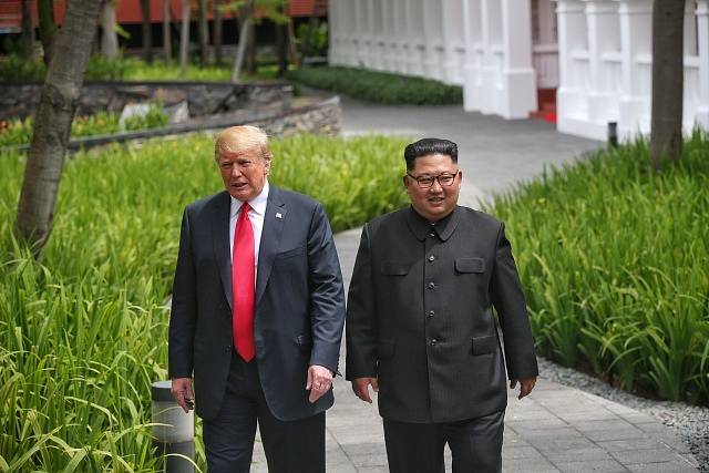 Donald Trump (vlevo) a Kim Čong-un.