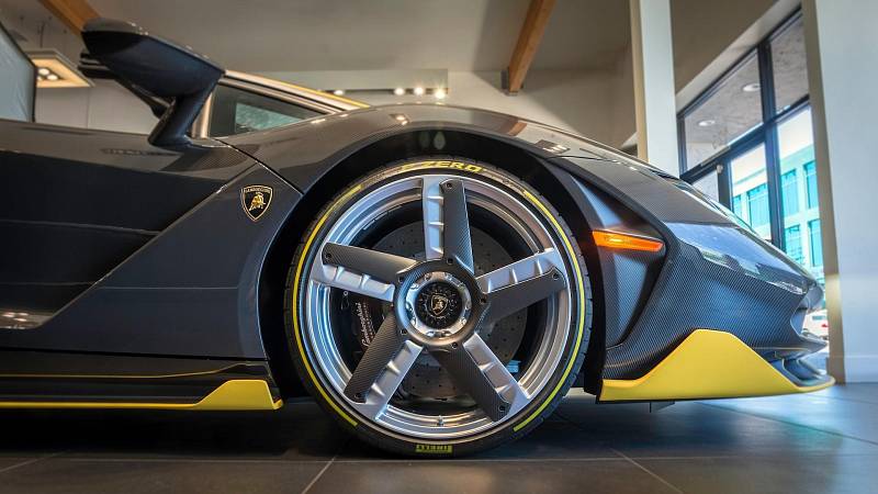 Lamborghini Centenario Roadster.