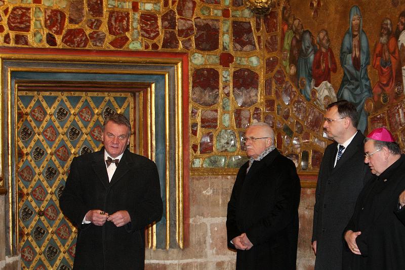 Držitelé klíčů byli v komoře s korunovačními klenoty - Pražský deník
