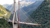 V Kolumbii se zřítil rozestavěný most