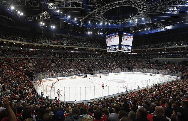 Pražská O2 aréna hostila 4. října utkání NHL mezi Philadelphií Flyers a Chicagem Blackhawks