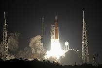 Americký Národní úřad pro letectví a vesmír (NASA) zahájil program 16. listopadu 2022 Artemis, který má vrátit člověka zpět na Měsíc. Z floridského mysu Canaveral v 7:47 SEČ odletěla raketa Space Launch System (SLS) s modulem Orion