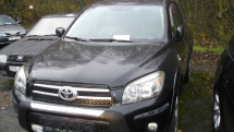 Zaniklá Toyota RAV 4 z roku 2006 za 70 000 Kč