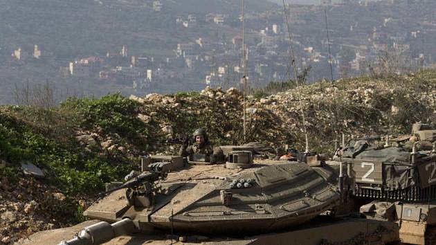 Saúdská Arábie vypověděla finanční pomoc Libanonu, která měla být využita k modernizaci armády a nákupu zbraní. 