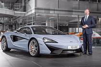 McLaren slaví 10 000 vyrobených silničních aut.