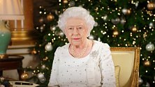 Královna Alžběta II. během vánočního projevu.