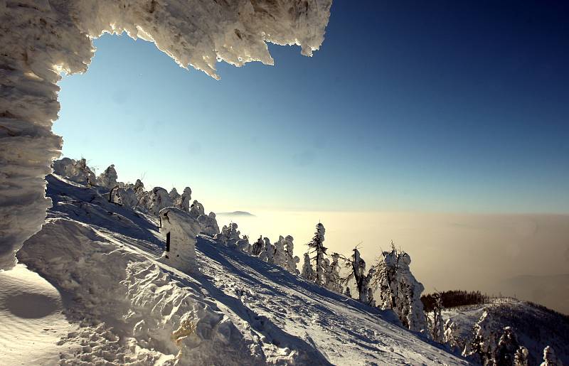Na Lysé hoře v Beskydech bylo 9. března roku 1911 naměřeno rekordních 491 centimetrů sněhu.