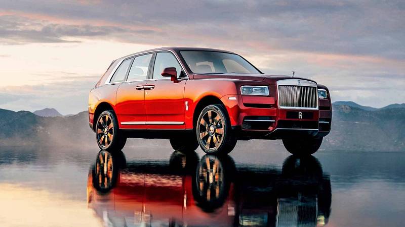 Rolls-Royce Cullinan.