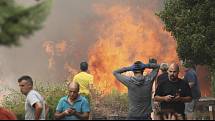 Lesní požár ve městě Aňon de Moncayo na severovýchodě Španělska, 13. srpna 2022