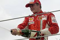 Räikkönenova vítězná sprcha ve Velké Británii.