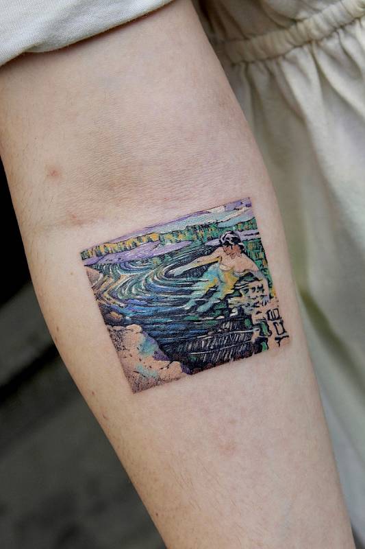 Překryté nepovedené tetování novým vytetovaným obrázkem