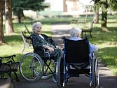 Na invalidní důchody se výchovné nevztahuje, kritizují nový systém někteří senioři. Ilustrační foto