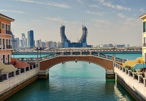 Stavba jedné z ikon katarského města Lusail, architektonicky unikátního hotelu Katara Towers