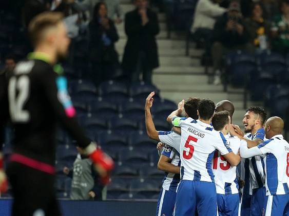 6. kolo základních skupin LM: Porto - Leicester 5:0