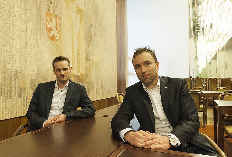 Dříve sportovci, nyní politici. Jakub Janda (vlevo) a Milan Hnilička.