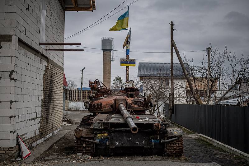 Zničený ruský tank, 24. února 2023, Hostomel, Ukrajina.