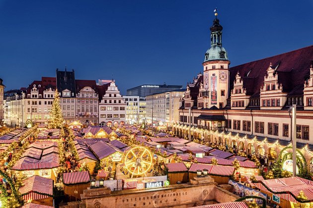Nejpopulárnější jsou v Lipsku vánoční trhy na náměstí u staré radnice.