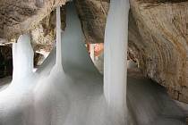 Takhle Demänovská ledová jeskyně vypadala v roce 2006
