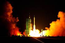 Start čínské kosmické lodi Shenzhou VII. Ilustrační foto.