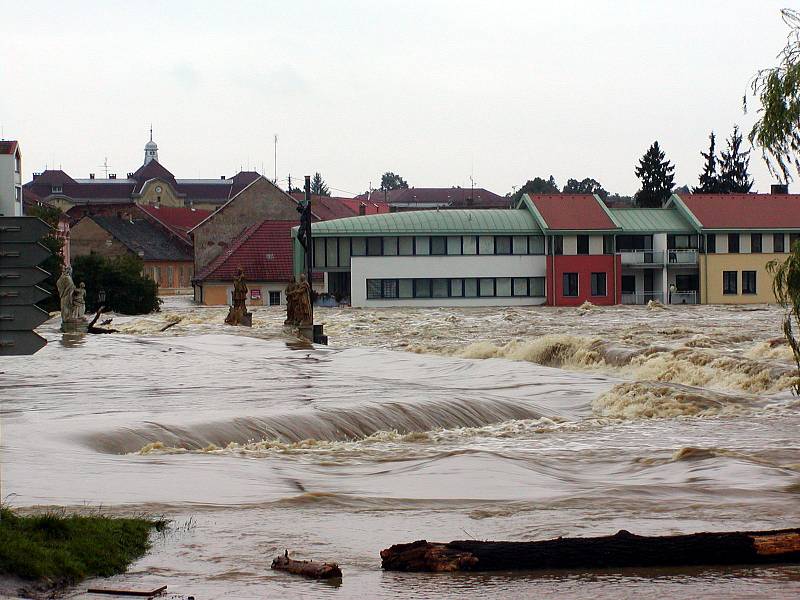 Povodeň na Otavě v Písku v roce 2002
