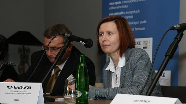 MUDr. Soňa Fraňková se léčbě hepatitidy věnuje v Institutu klinické a experimentální medicíny. 