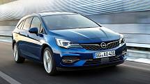 Opel Astra Sport Tourer. V ceně výbavy Astra. Od: 429 990 Kč.