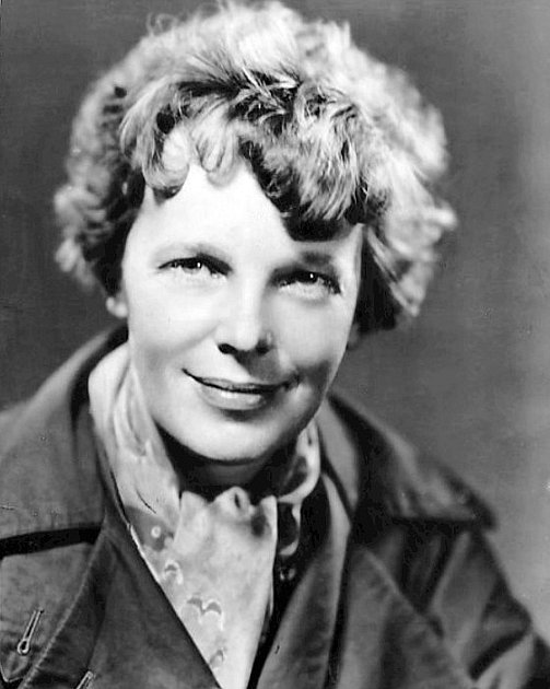 Snímek Amelie Earhartové z roku 1935, kdy uskutečnila úspěšný přelet z Havaje do Spojených států