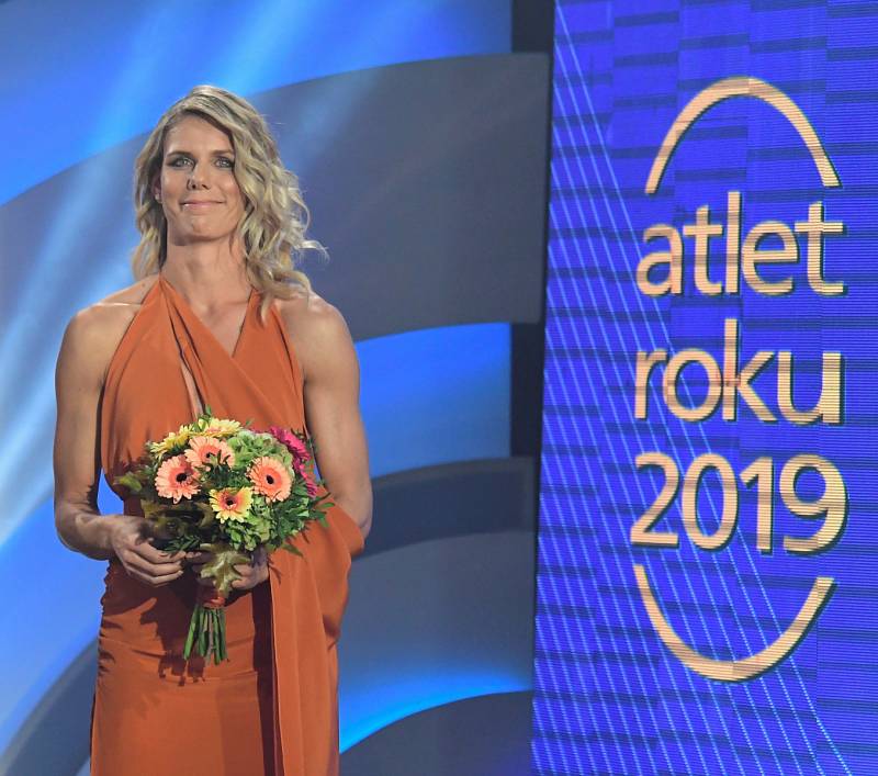 Nikola Ogrodníková na vyhlášení ankety Atlet roku 2019