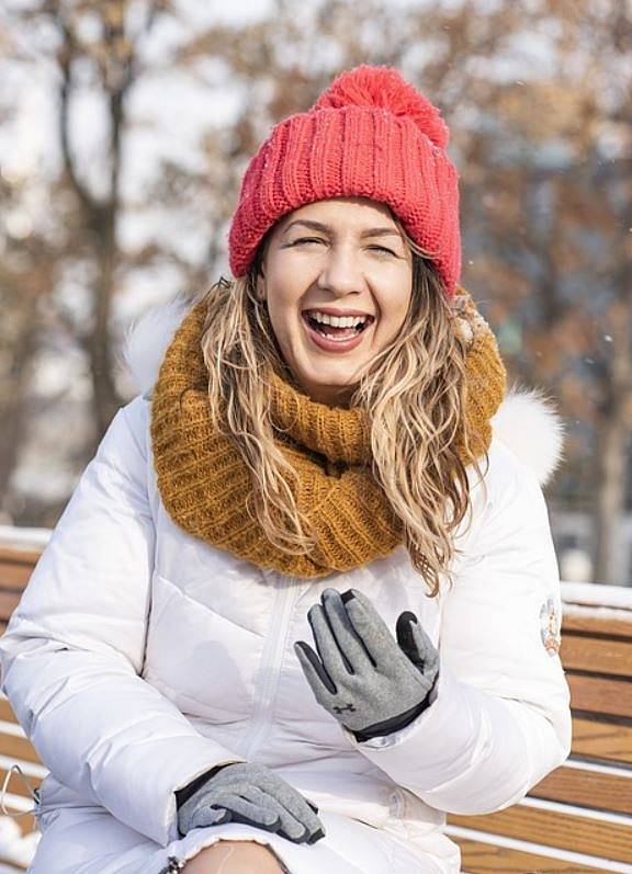 Smích spouští uvolňování endorfinů, tzv. hormonů štěstí, které vyvolávají dobrou náladu