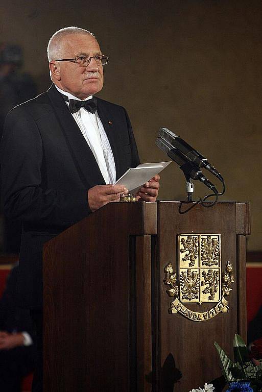 Na snímku při slavnostním projevu prezident republiky Václav Klaus.