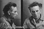 Grigorij Zinovjev na identifikačním policejním snímku, pořízeným tajnou službou NKVD po jeho zatčení v roce 1934