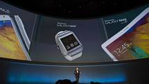 Samsung Electronics jako první z technologických gigantů představil svou verzi „chytrých" náramkových hodinek.