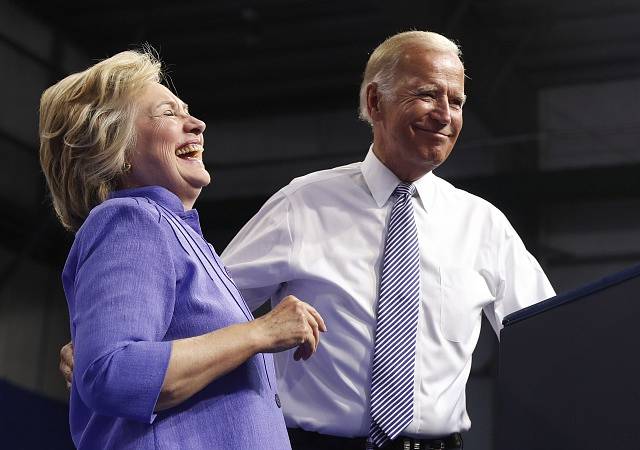 Joe Biden a Hillary Clintonová