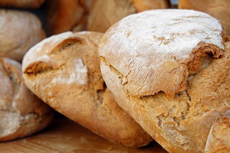Po tisíciletí představuje chléb základní potravinu