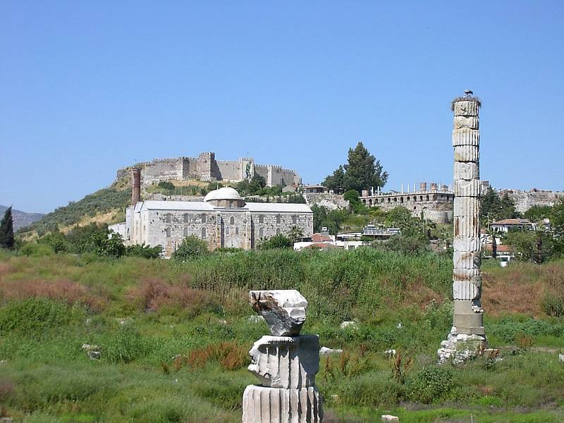 Trosky Artemidina chrámu v Efesu v dnešním Turecku