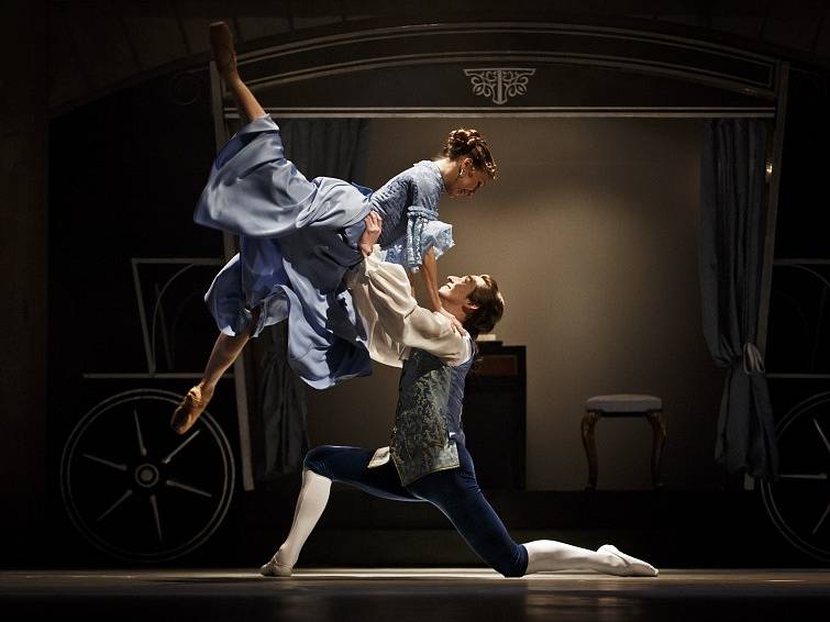 Generální zkouška baletu Valmont. Choreografie na motivy slavného románu Choderlose de Laclos Nebezpečné známosti bude mít na scéně Stavovského divadla premiéru 26. června. 