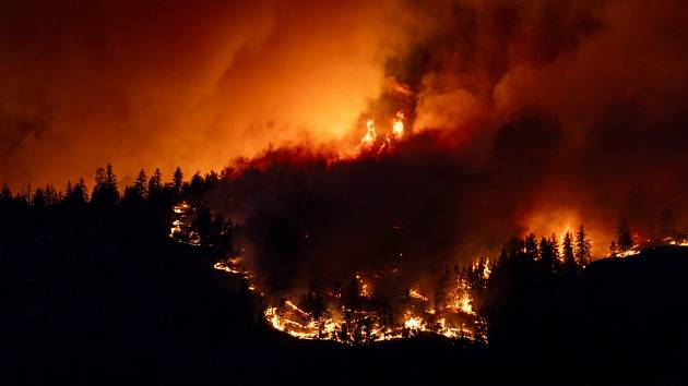 Lesní požár v kanadské provincii Britská Kolumbie