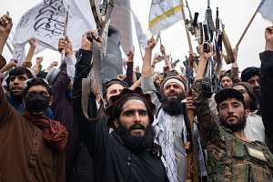 Rok vlády Tálibánu: Anglie nás zradila, máme strach, líčí učitelé z Afghánistánu