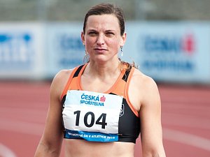 Překážkářka Lucie Škrobáková na mistrovství České republiky.