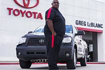 Victor Sheppard s pick-upem od Toyoty ujel milion mil.