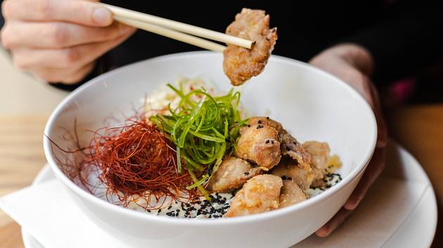 Karaage Rice Bowl; 4pokoje