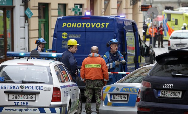 Výbuch plynu v centru Prahy zranil 29. dubna několik lidí.  