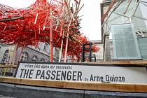 Evropská kulturní metropole roku 2015, belgické město Mons, přišla o jednu ze svých hlavních atrakcí – obří instalaci „The Passenger".