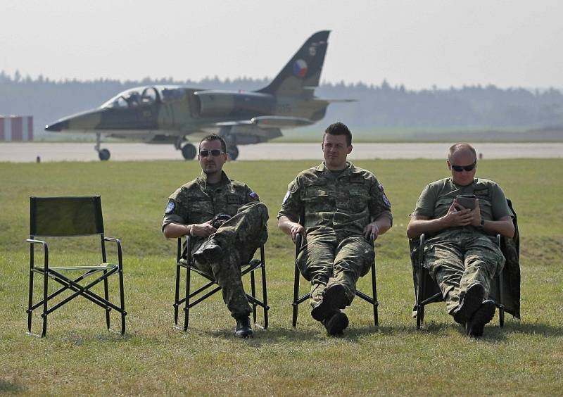 Letecká základna Sedlec u Náměště nad Oslavou nadále hostí mezinárodní vojenské cvičení Ramstein Rover 2012.