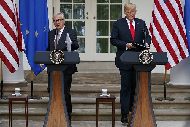 Donald Trump a Jean-Claude Juncker