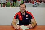 Petr Čech a jeho podpis smlouvy s Arsenalem
