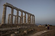 Rozvaliny Posedónova chrámu na mysu Sunion jižně od Atén