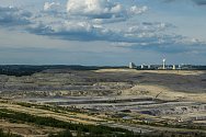 Polský hnědouhelný důl a elektrárna Turów na snímku pořízeném 27. května 2019