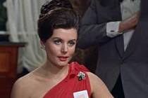 Herečka Eunice Grayson, zahrála si roli první milenky Jamese Bonda