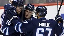 Hokejový útočník Michael Frolík se v úterním utkání NHL podílel gólem a přihrávkou na výhře Winnipegu 3:1 nad New Jersey. Ilustrační foto.